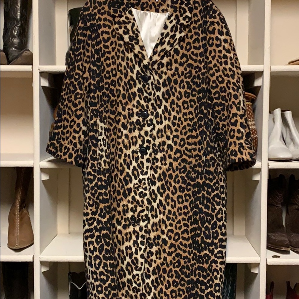🐆Chic, timeless Ganni leopard print linen coat🐆 - Picture 2 of 6